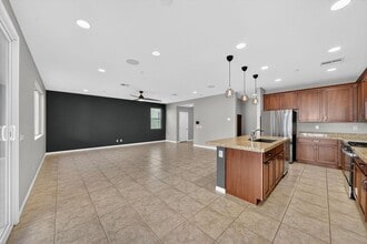 8909 Wallner St in Las Vegas, NV - Foto de edificio - Building Photo