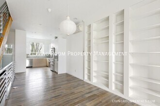 314 N Ivy St in Portland, OR - Building Photo - Building Photo