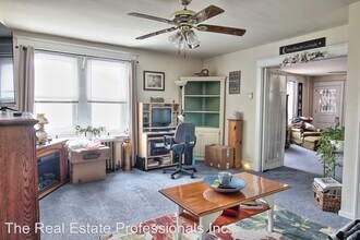 1103 South St in Pottstown, PA - Building Photo - Building Photo