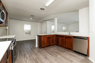 10727 Butterfly Pass in San Antonio, TX - Building Photo - Building Photo