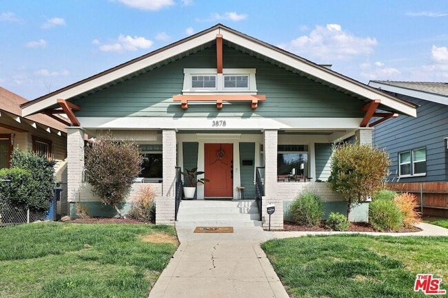 property at 3878 S Harvard Blvd