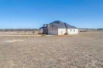 9678 County Rd 505 in Alvarado, TX - Building Photo - Building Photo