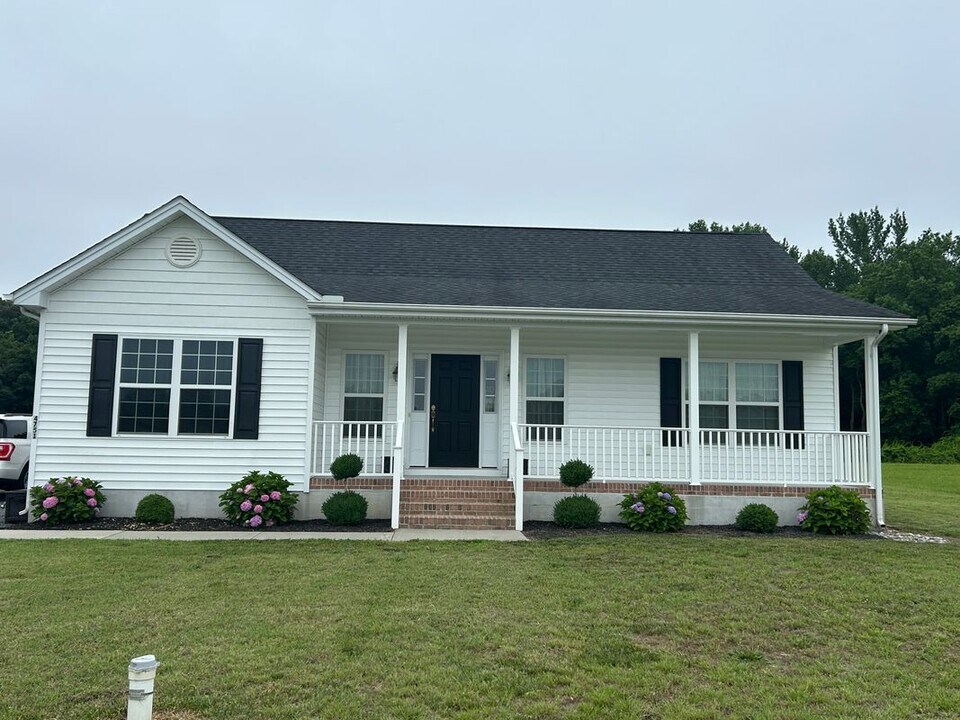 4751 Piper Ln in Salisbury, MD - Building Photo