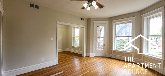 property at 4330 N Sheridan Rd