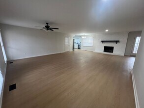 512 Sandbrook Ln in Tuscaloosa, AL - Building Photo - Building Photo