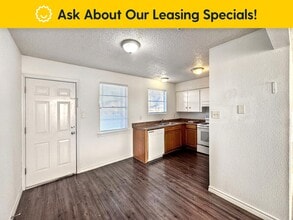 742 Old Martindale Rd in San Marcos, TX - Building Photo - Building Photo