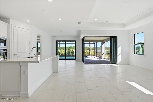 property at 1954 Fresno Ave