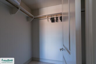 1414 Wood Hollow Dr, Unit 1-827 in Houston, TX - Building Photo - Building Photo