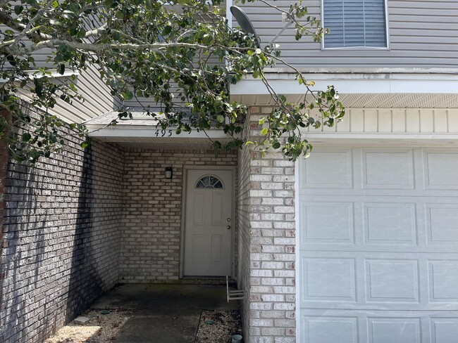 property at 495 Keystone Rd