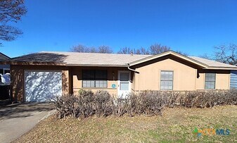 803 Michelle Dr in Copperas Cove, TX - Building Photo
