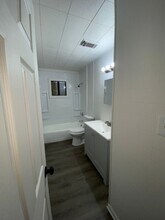 1614 Parklane Dr in Sauget, IL - Building Photo - Building Photo