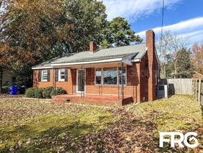 1204 Franklin Dr in Greenville, NC - Building Photo - Building Photo