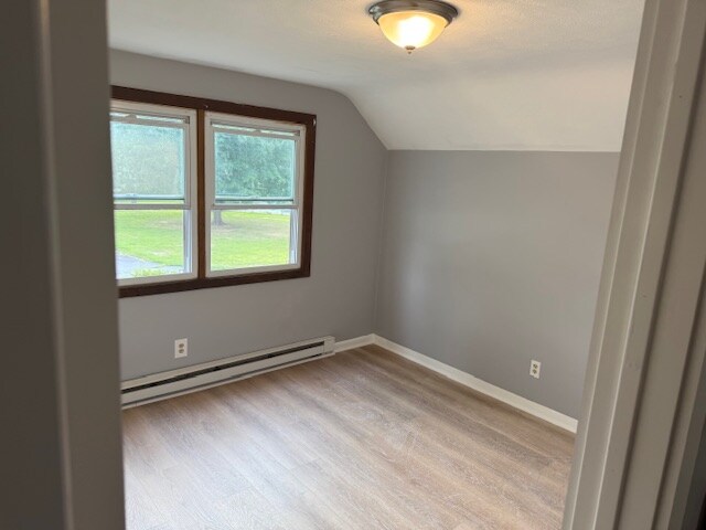 65 French King Hwy in Erving, MA - Building Photo - Building Photo