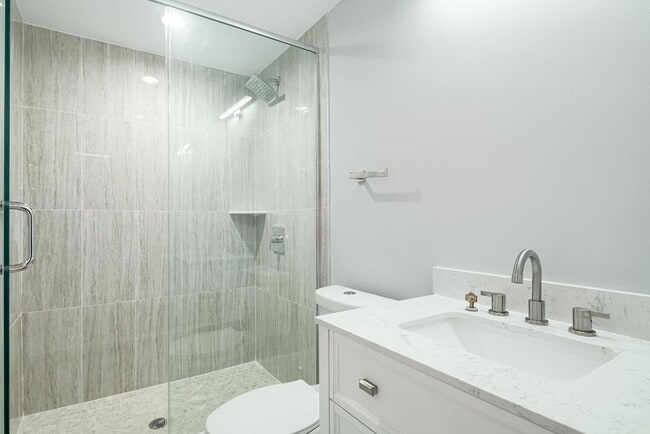 property at 2336 N Mascher St
