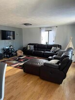 23-55 Staffordshire Ln, Unit D in Concord, MA - Building Photo