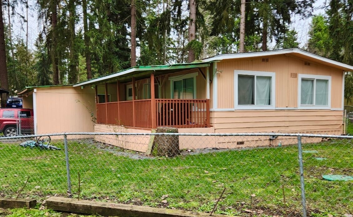 11409 205th Ave E in Bonney Lake, WA - Building Photo