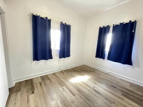 2432 Waolani Ave in Honolulu, HI - Building Photo - Building Photo