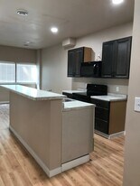 810 4th Ave S in Moorhead, MN - Building Photo