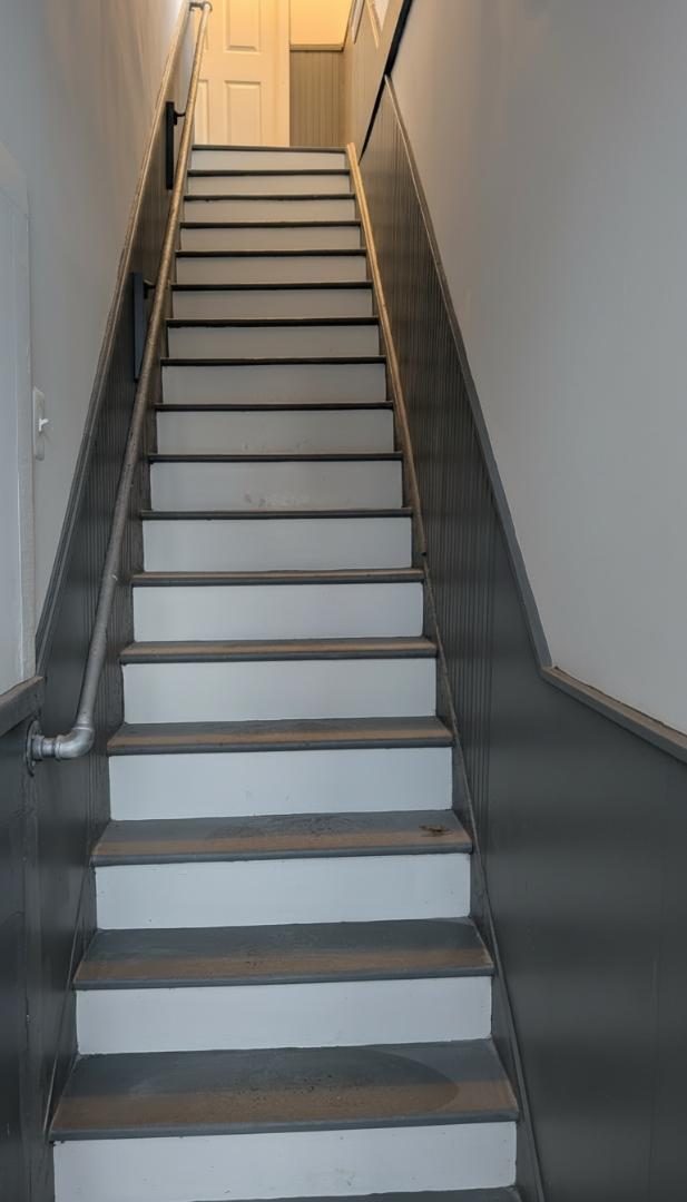 27 W Somerset St in Raritan, NJ - Building Photo - Building Photo