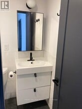 204 Kingston Rd in Toronto, ON - Building Photo - Building Photo