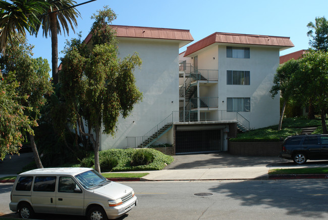 Alta Vista Garden Apartments in Santa Barbara, CA - Foto de edificio - Building Photo