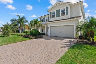 3242 Anchor Bay Trail in Bradenton, FL - Building Photo - Building Photo