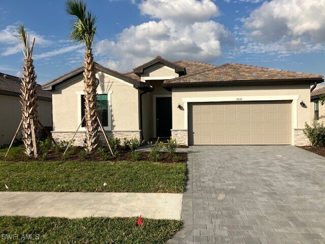 13838 Hunter Oak Dr in Ft. Myers, FL - Building Photo