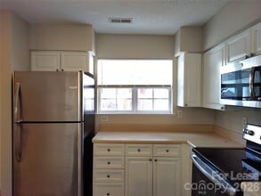 4122 Melrose Club Dr in Matthews, NC - Building Photo - Building Photo