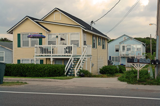 57 S Fletcher Ave in Fernandina Beach, FL - Building Photo - Building Photo