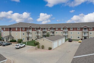 Roosevelt West Apartments in Williston, ND - Building Photo