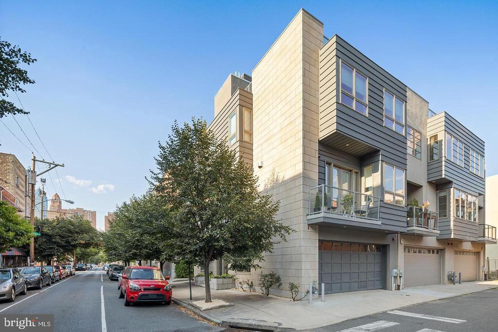 707 S 15th St in Philadelphia, PA - Building Photo