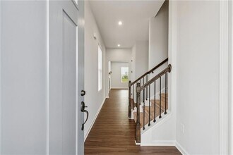 708 Dover Spgs Dr in Acworth, GA - Building Photo - Building Photo