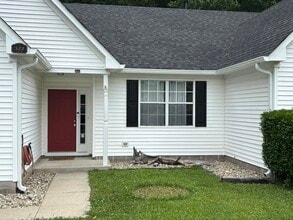 522 Pecan Ct in Suffolk, VA - Building Photo - Building Photo