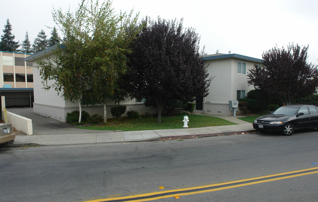 365 W Weddell Dr in Sunnyvale, CA - Building Photo - Building Photo