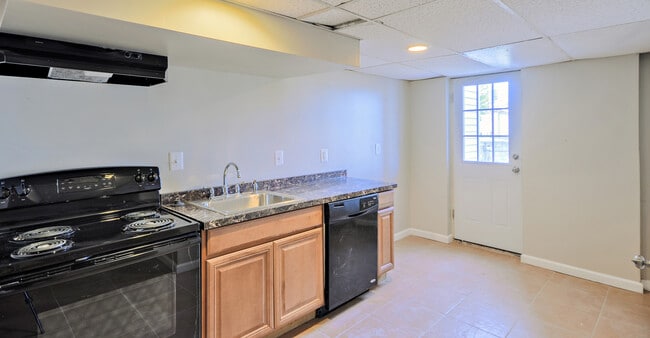 29 S Jefferson St, Unit 1 in Frederick, MD - Building Photo - Building Photo