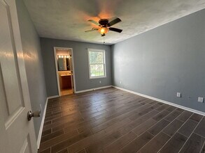 399 W Frances St in Jacksonville, NC - Building Photo - Building Photo