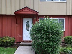 1250 NW 23rd St in Corvallis, OR - Building Photo - Building Photo