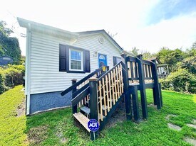 934 5th St SW in Charlottesville, VA - Building Photo