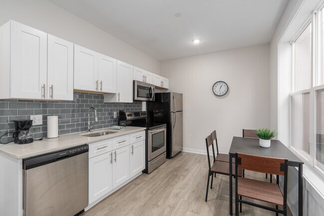 Fairmount Square in Philadelphia, PA - Building Photo - Interior Photo