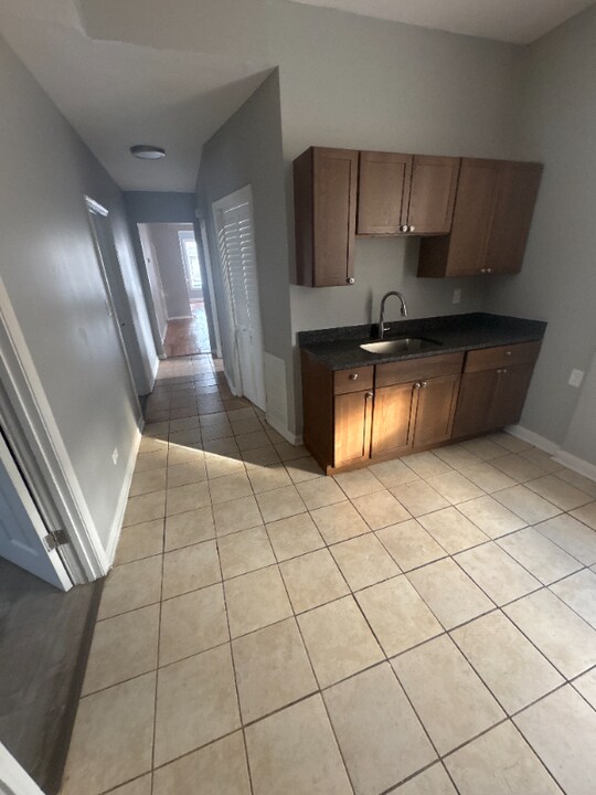 7314 S Kenwood Ave in Chicago, IL - Foto de edificio