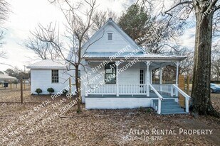 825 Carridale St SW in Decatur, AL - Building Photo