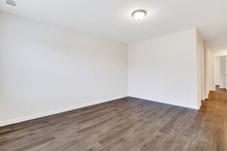 204 Ct. Place in Statesboro, GA - Building Photo - Building Photo