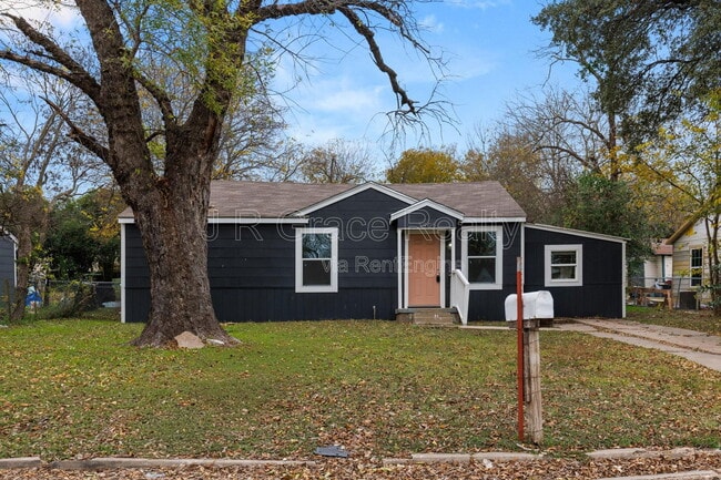 3905 Hay Ave in Waco, TX - Building Photo - Building Photo