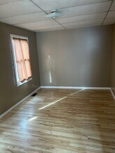 46 S Monroe St in Tiffin, OH - Foto de edificio - Building Photo