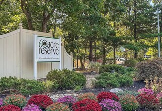 11 Whispering Oaks Way in Jackson Township, NJ - Building Photo - Building Photo