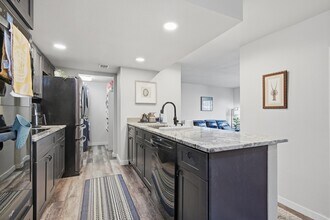 4760 S Wadsworth Blvd in Denver, CO - Building Photo - Building Photo