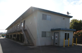 1355 Pacific Ave in San Leandro, CA - Building Photo - Building Photo