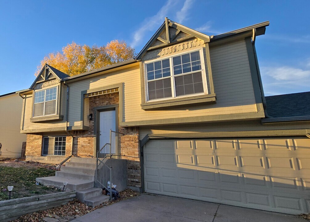 17163 E Tufts Ave in Aurora, CO - Foto de edificio