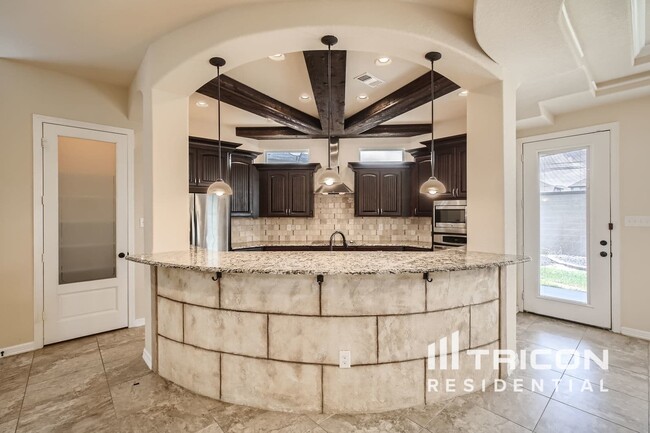 3910 Bogie Way in Converse, TX - Building Photo - Building Photo
