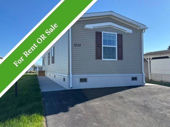 property at 1232 Maplewood Dr